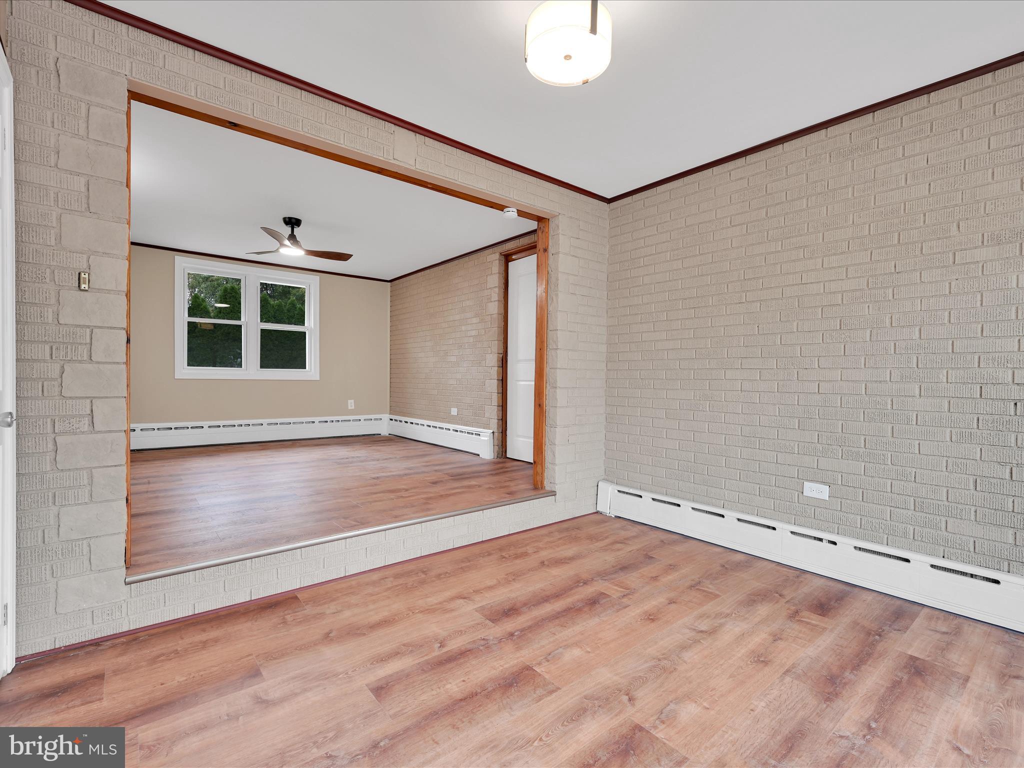 BROCKTON - Residential