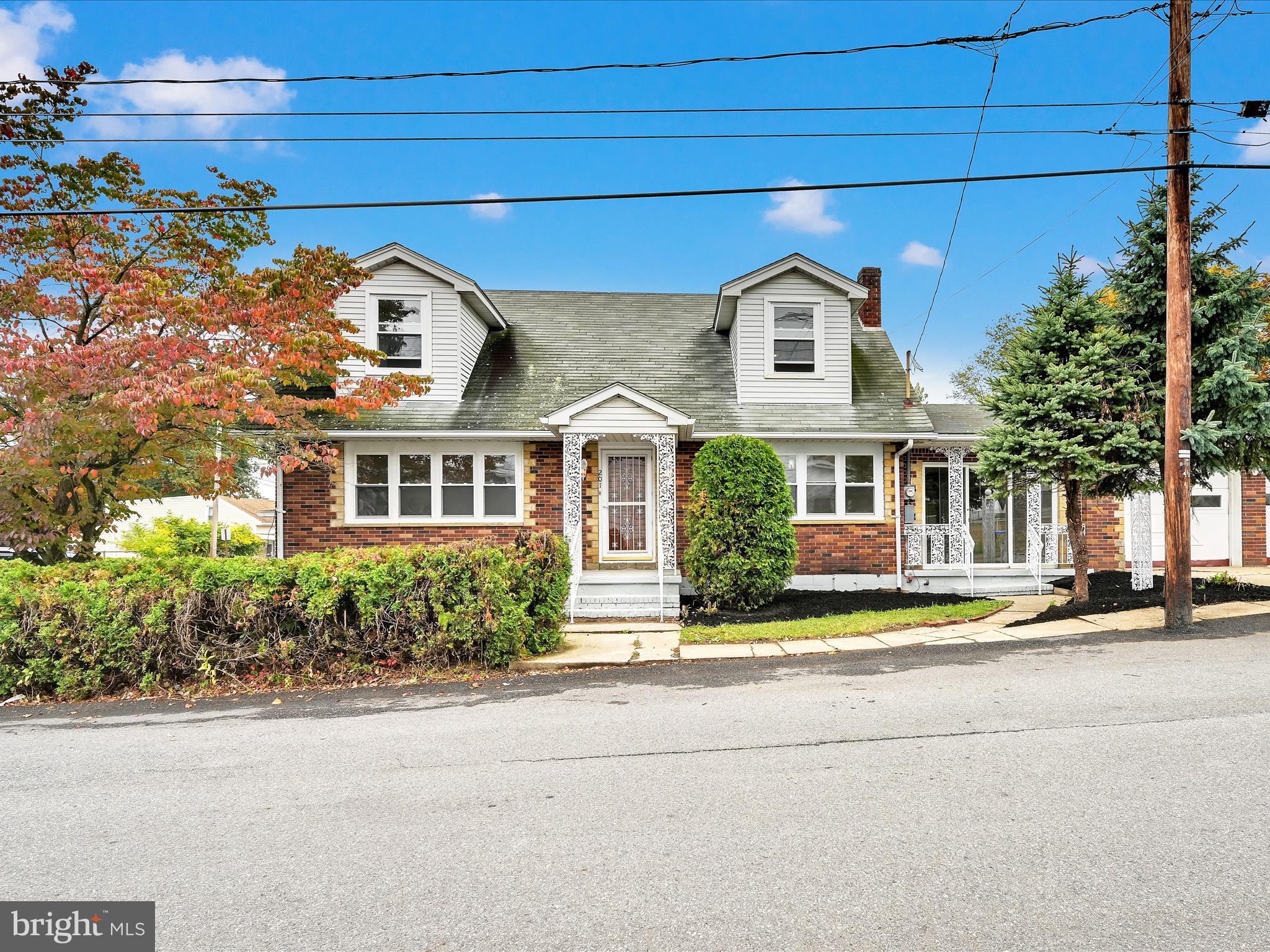 BROCKTON - Residential