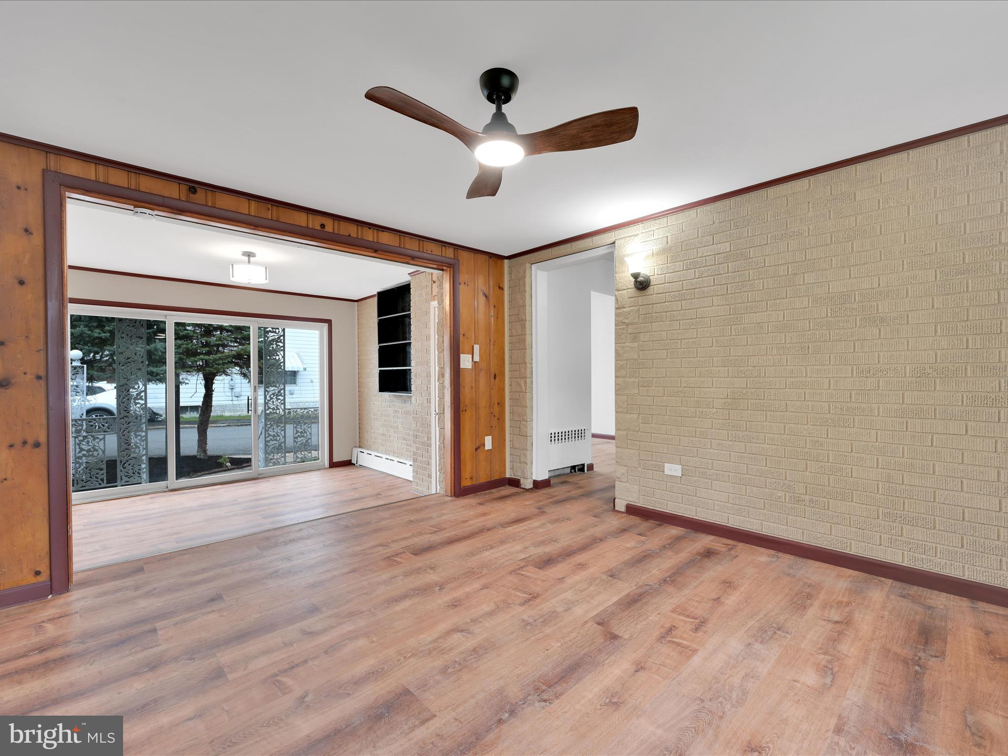 BROCKTON - Residential