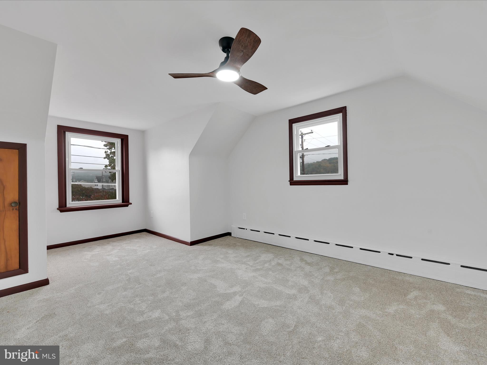 BROCKTON - Residential