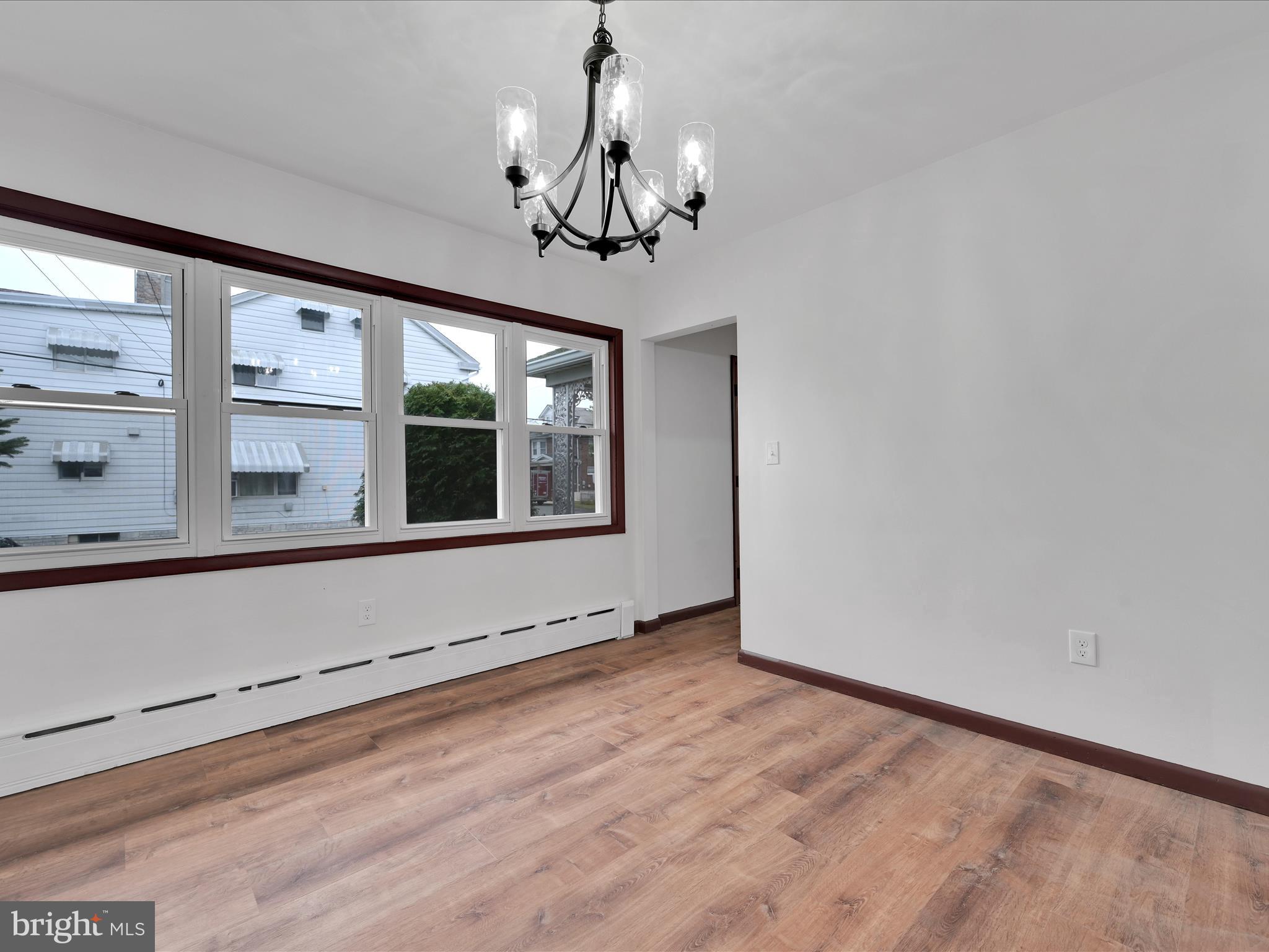 BROCKTON - Residential