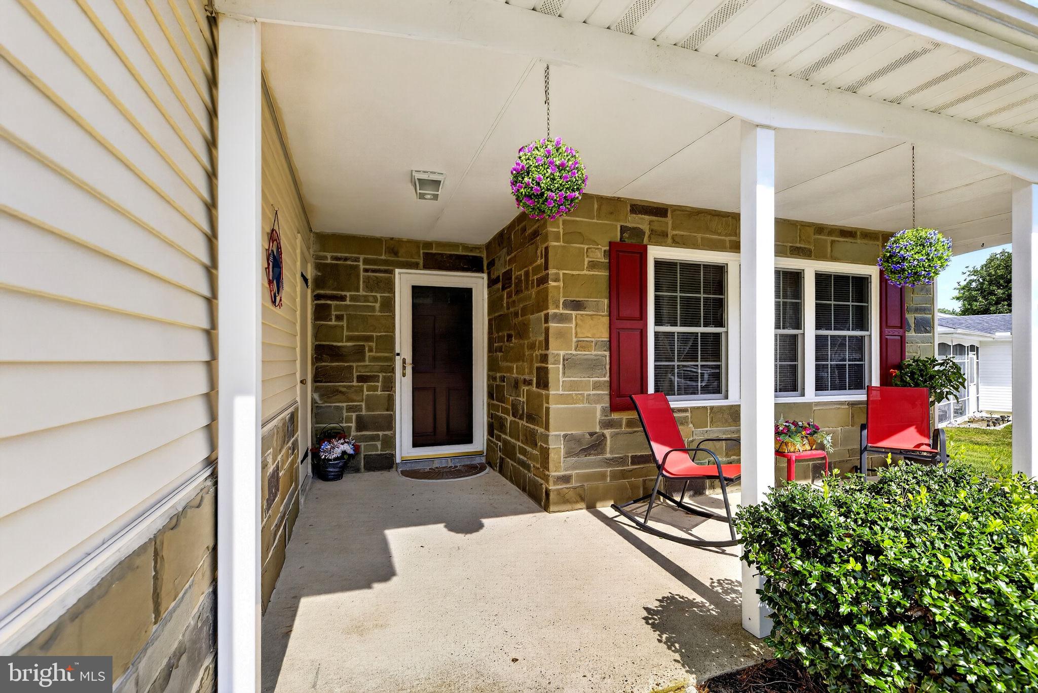 57 KINGSTON WAY