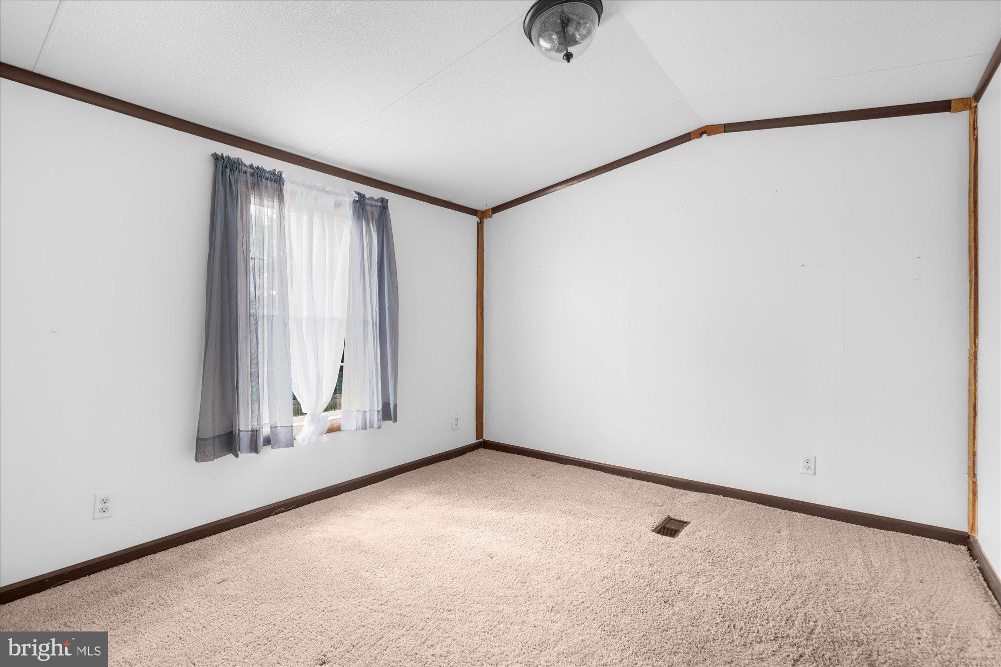 VALLEY VIEW ESTS - Residential