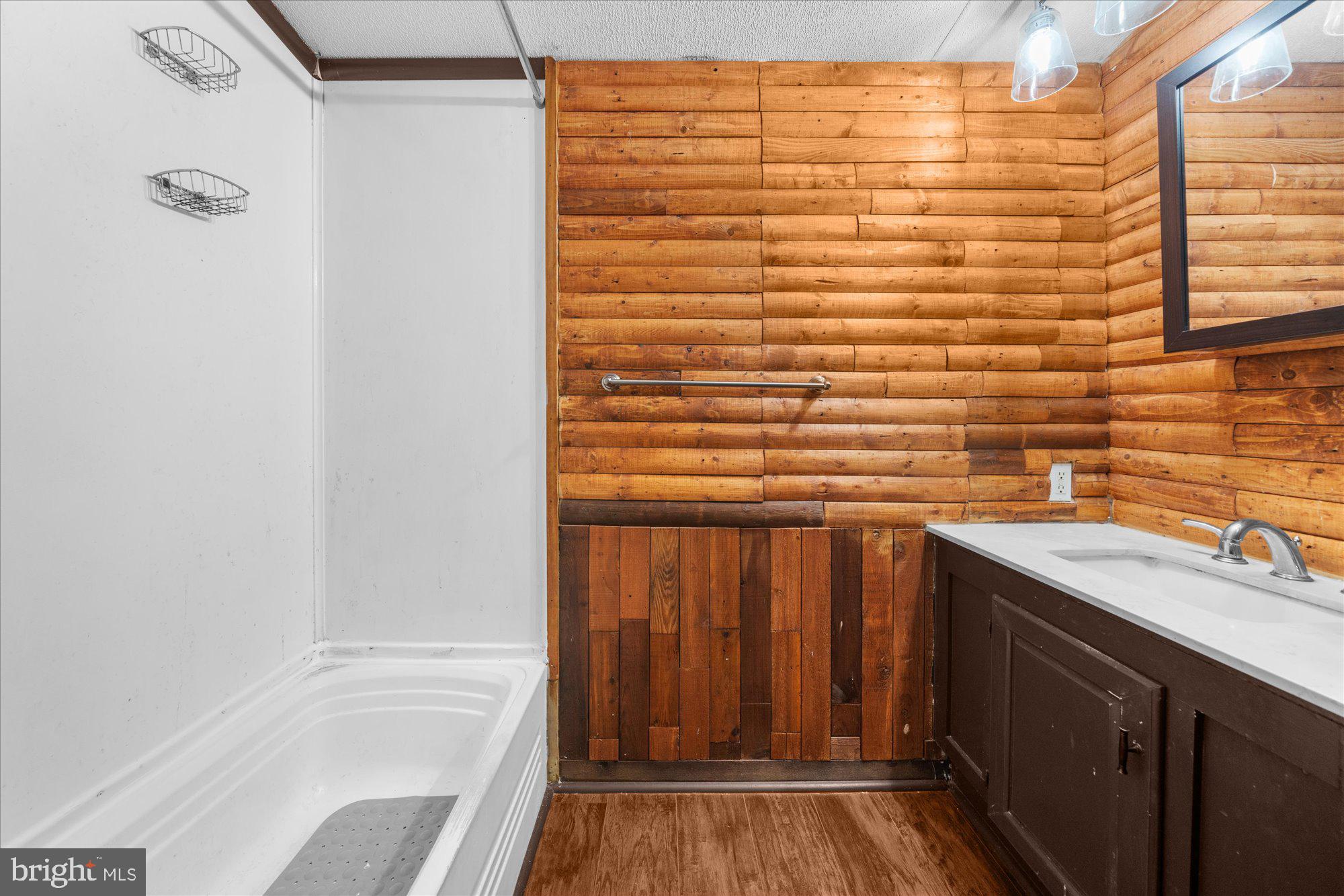 VALLEY VIEW ESTS - Residential