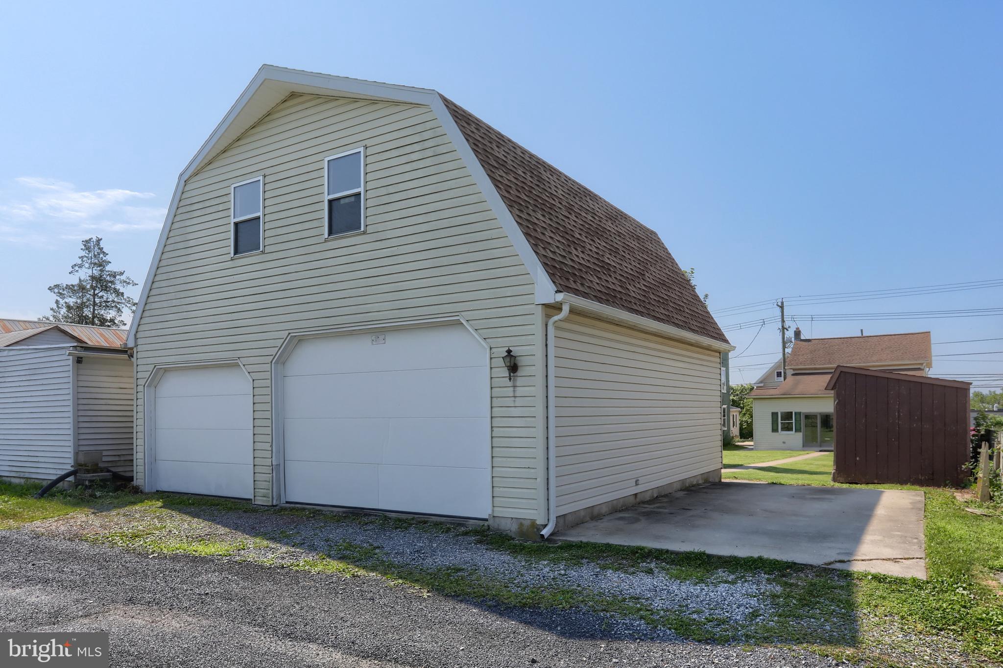 237 W MAIN AVENUE