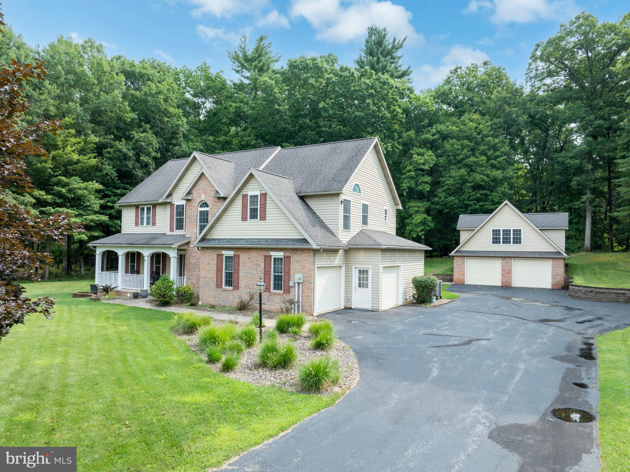279 MONTAUK CIRCLE