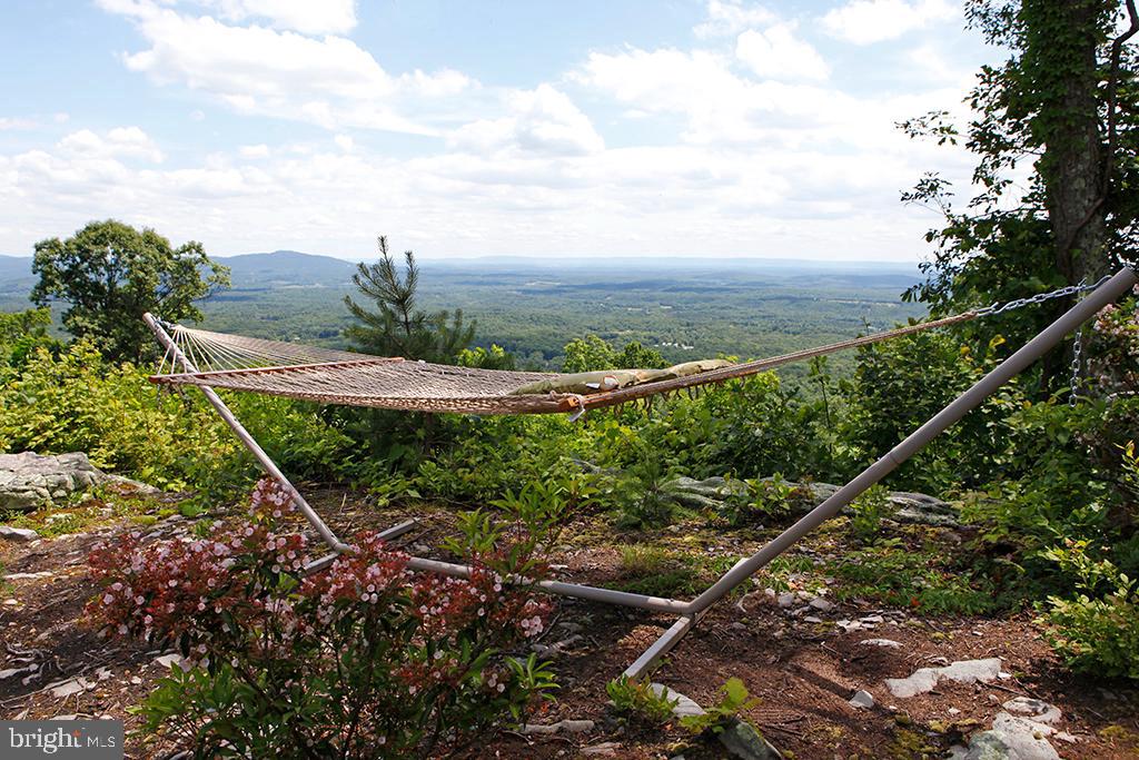 SPRUCE PINE HOLLOW - Residential