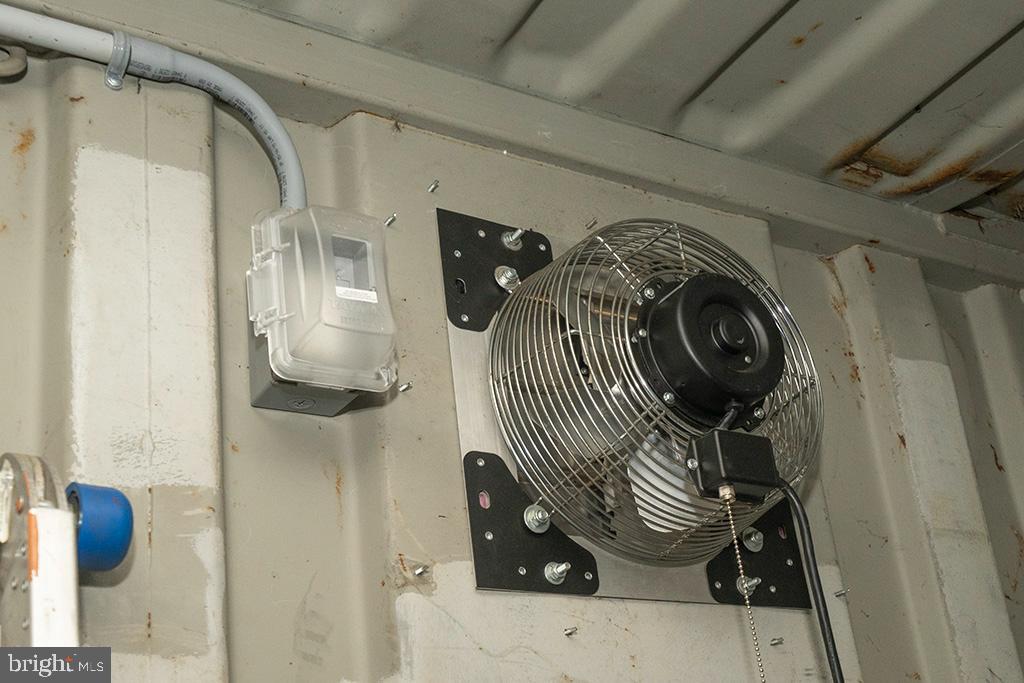 SPRUCE PINE HOLLOW - Residential