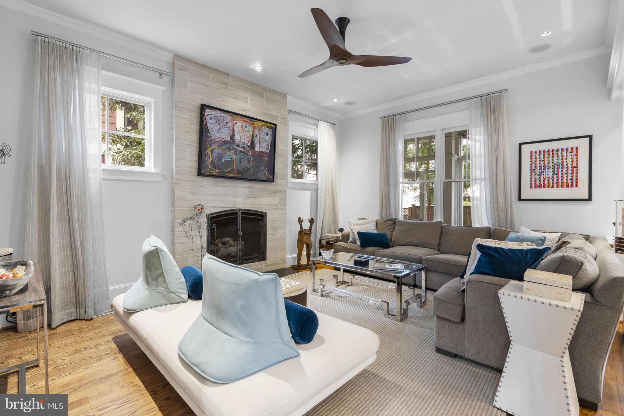 BRADLEY HILLS - Residential