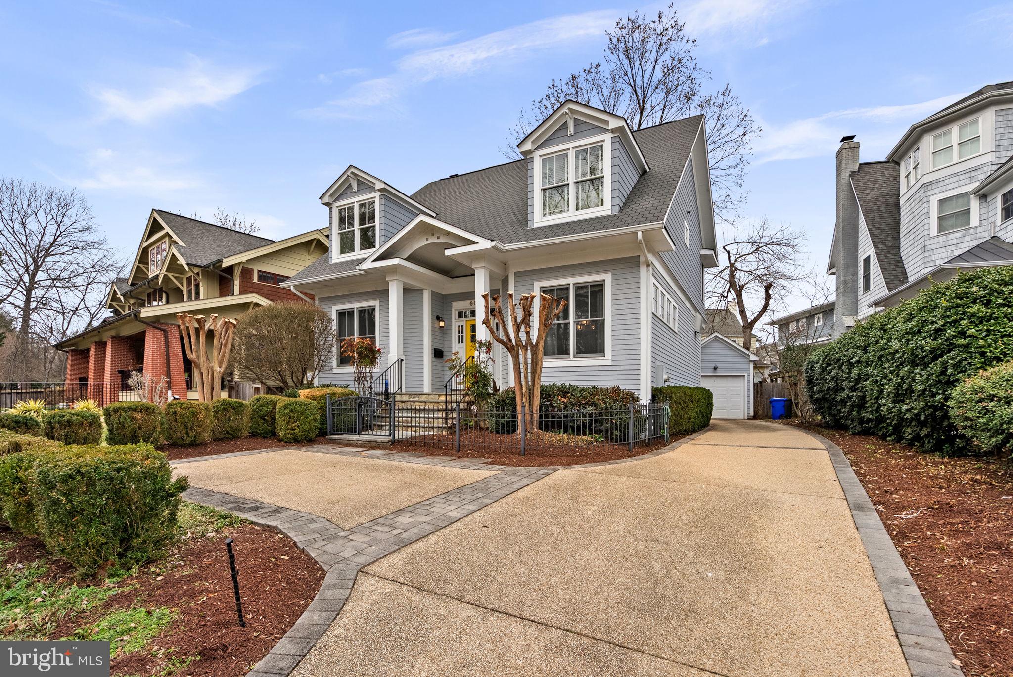 BRADLEY HILLS - Residential