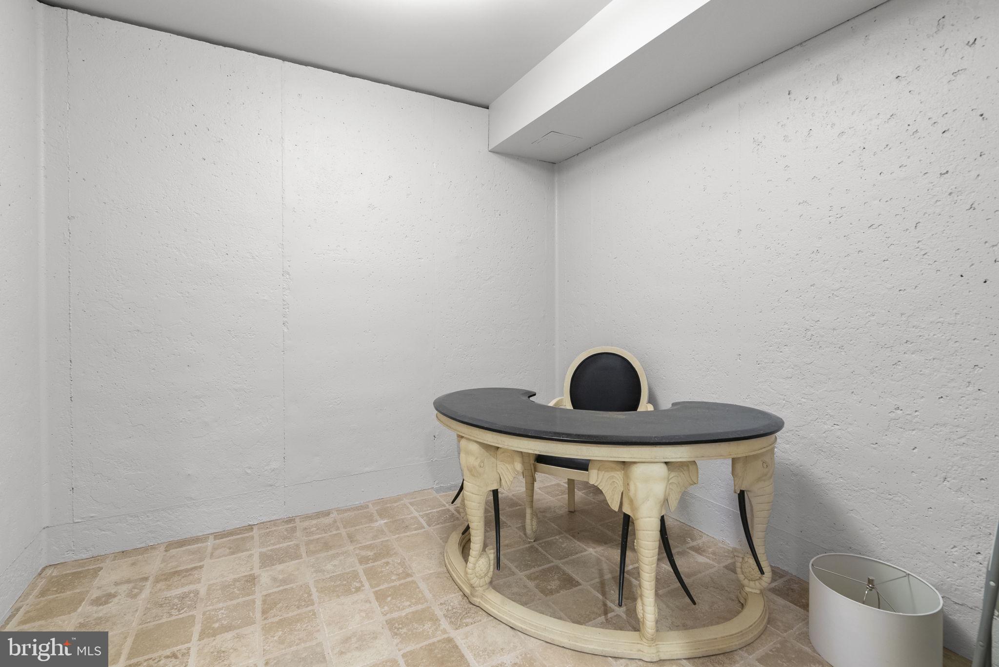 BRADLEY HILLS - Residential