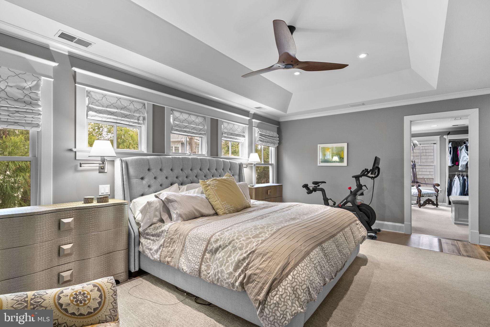 BRADLEY HILLS - Residential