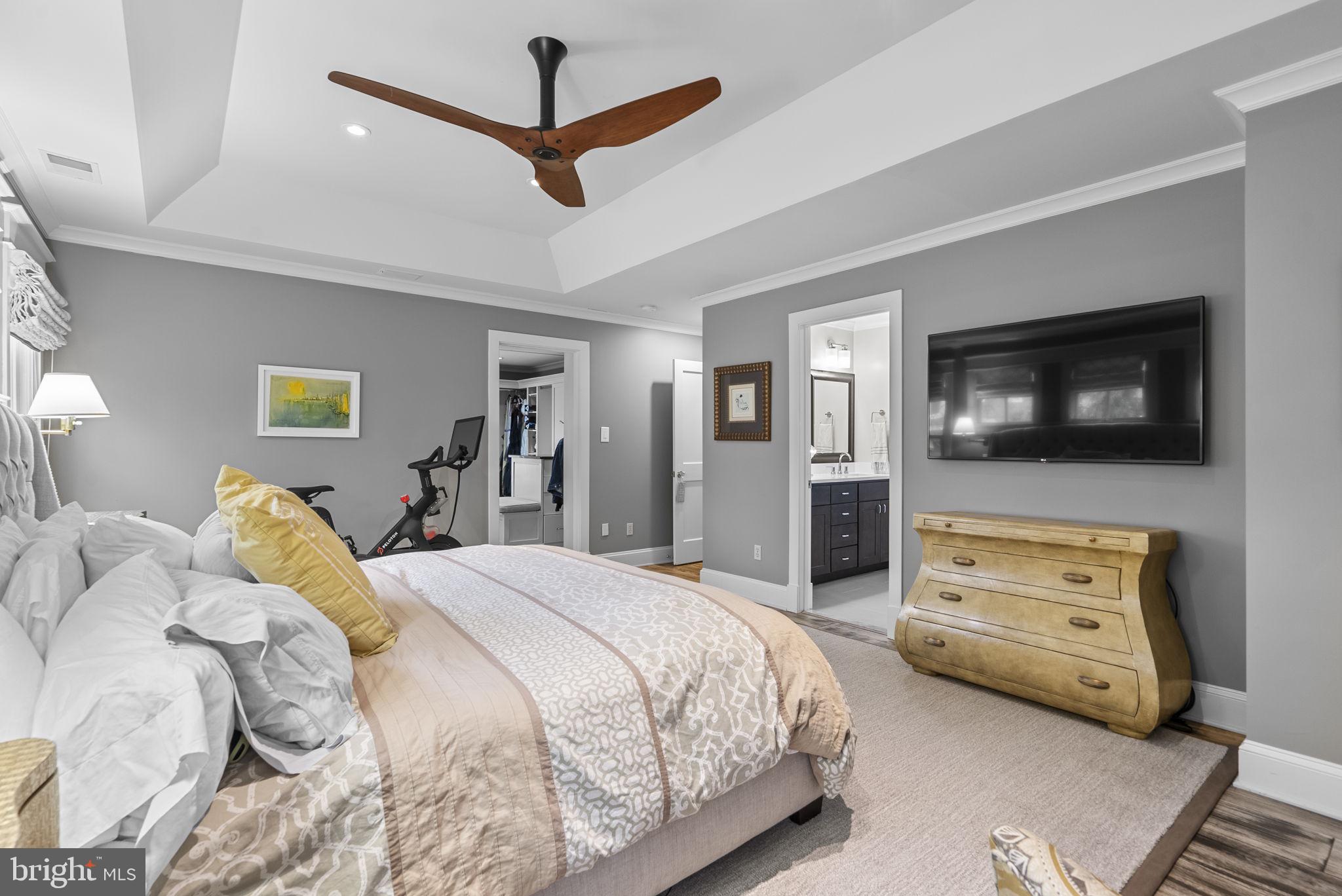 BRADLEY HILLS - Residential