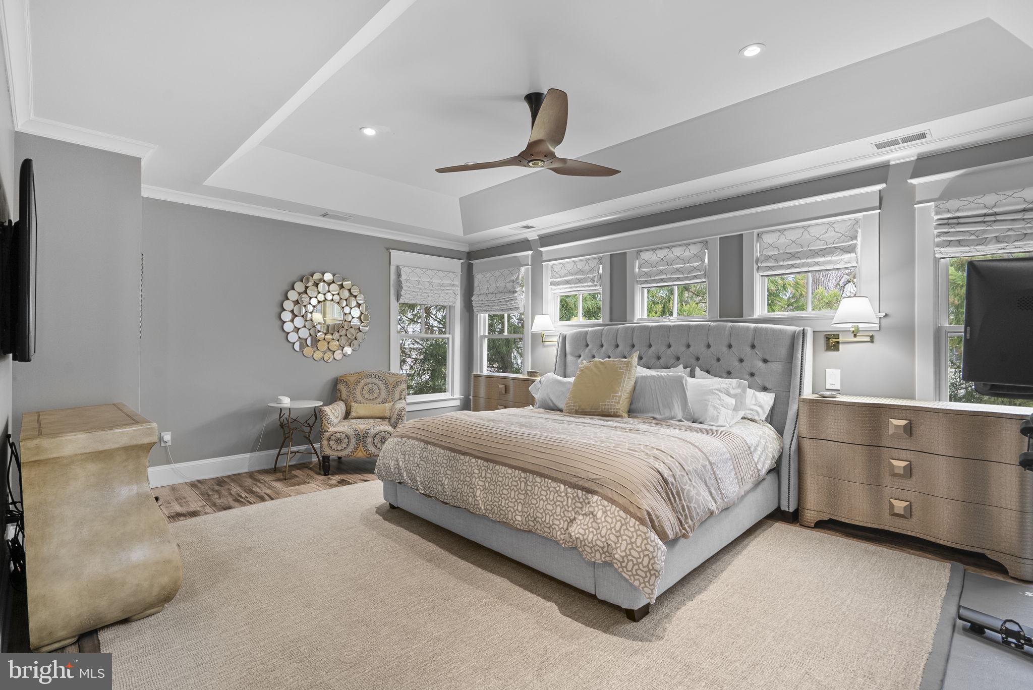 BRADLEY HILLS - Residential