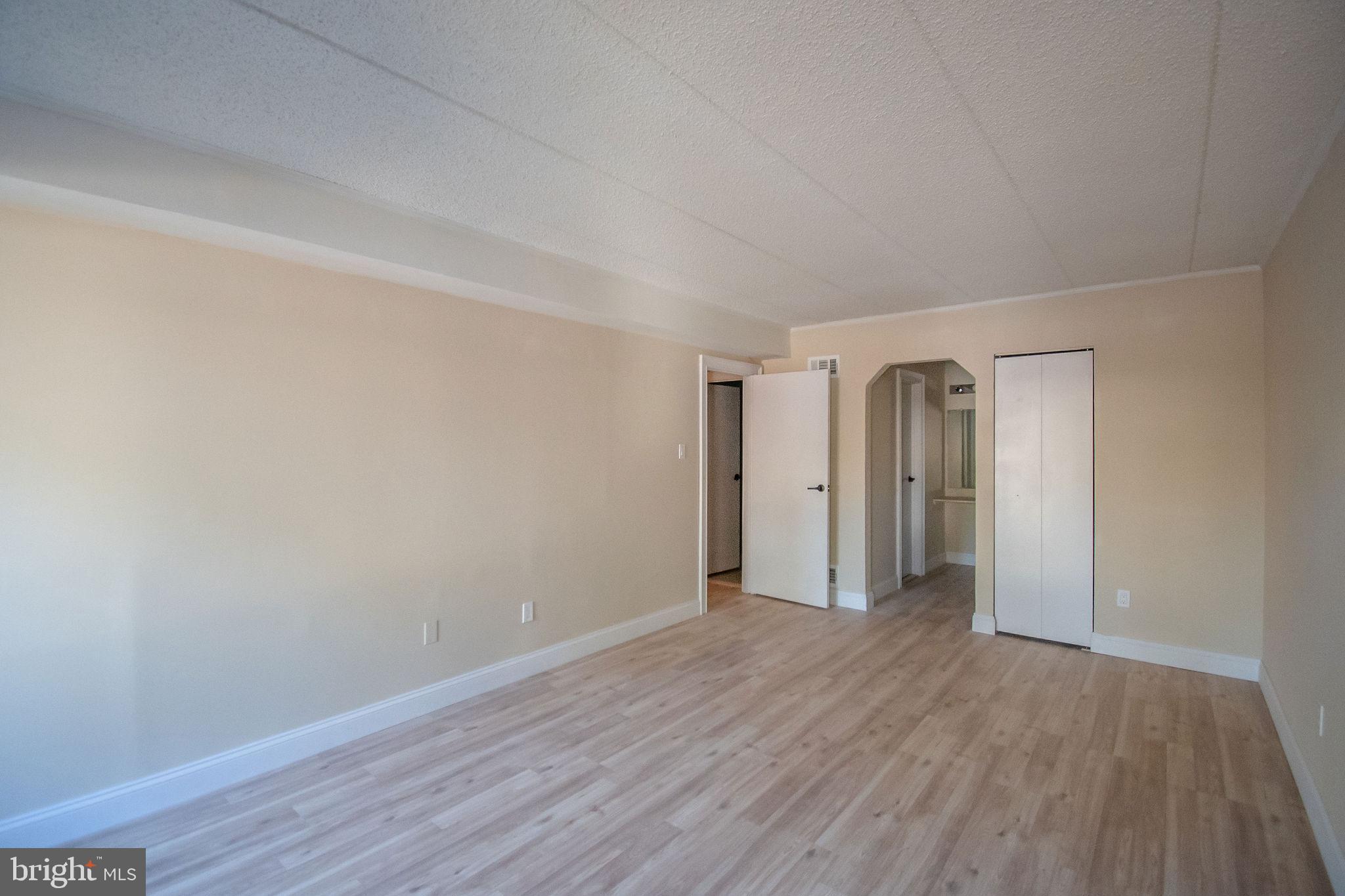 LIBERTY SQUARE - Residential Lease