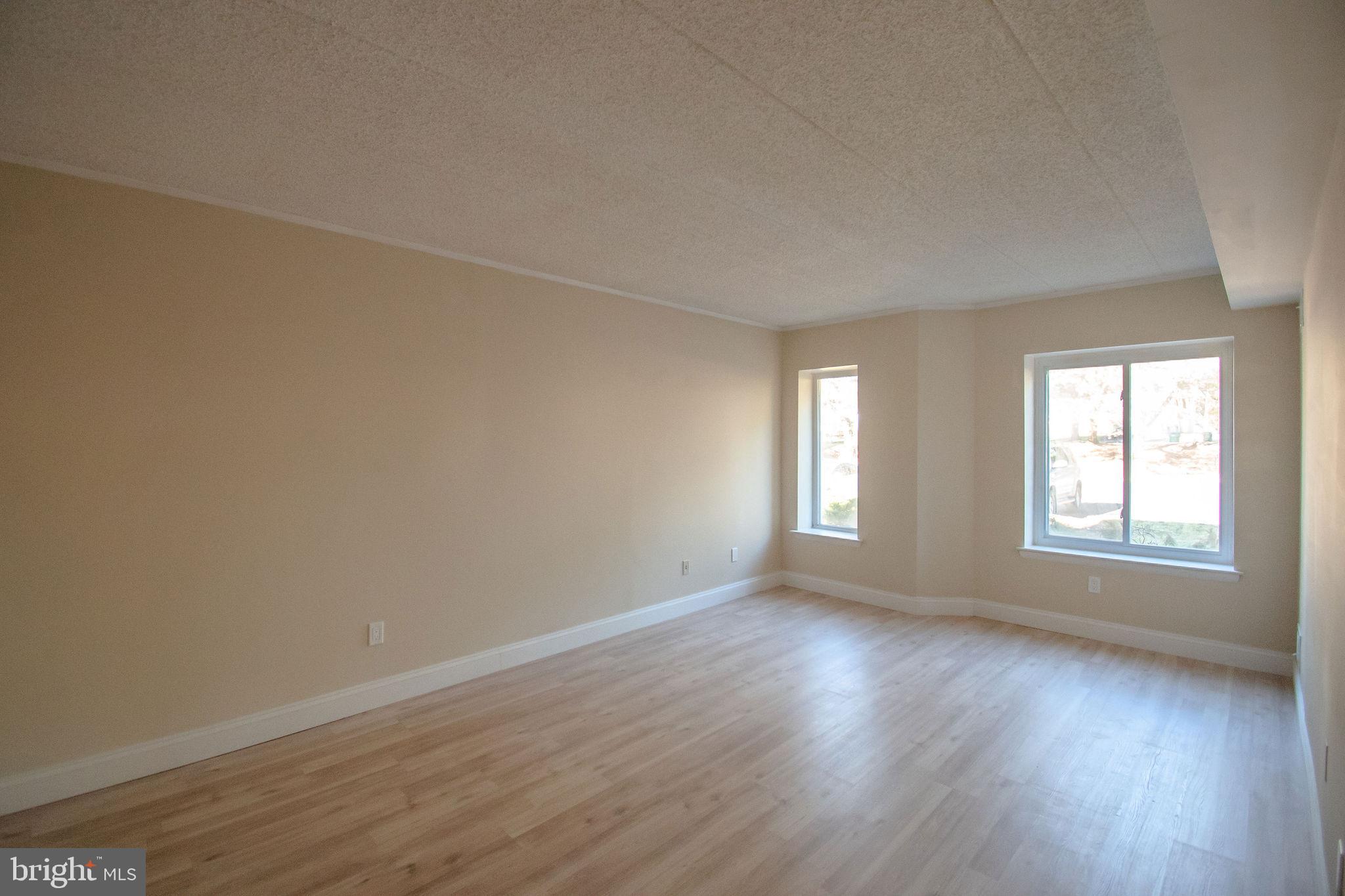 LIBERTY SQUARE - Residential Lease