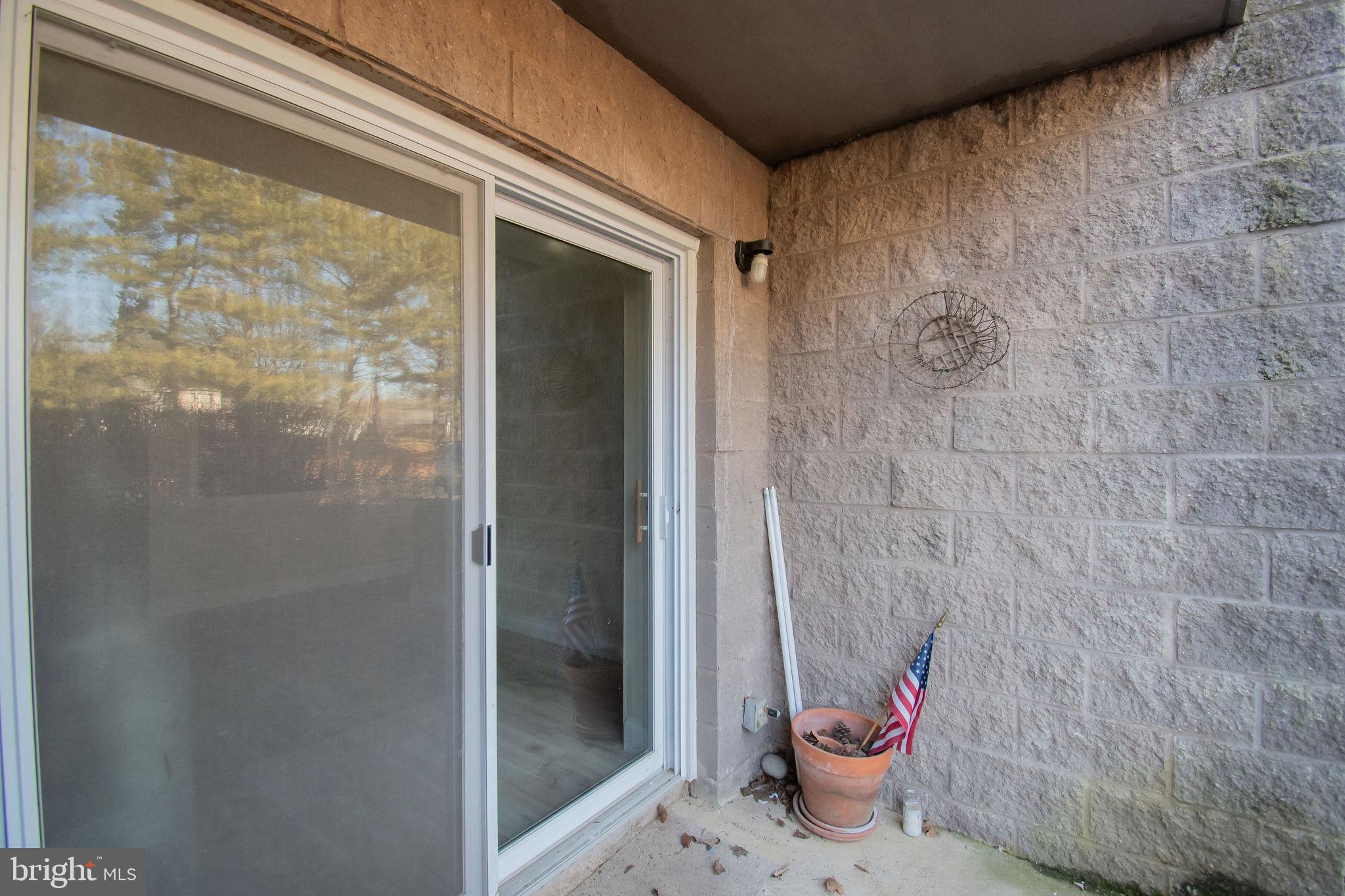 LIBERTY SQUARE - Residential Lease