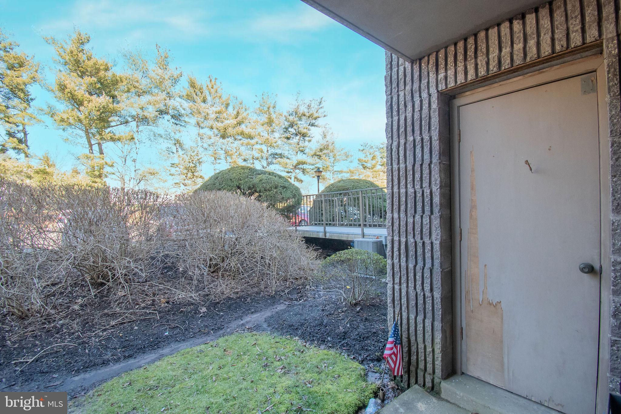 LIBERTY SQUARE - Residential Lease