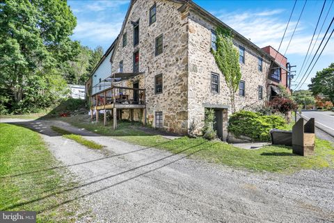 Photo of 1524 Friedensburg Road, READING, PA 19606 (MLS # PABK2071770)