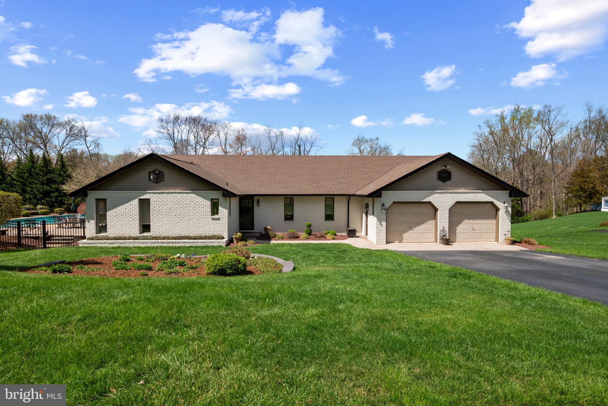 2704 STANLEY DRIVE