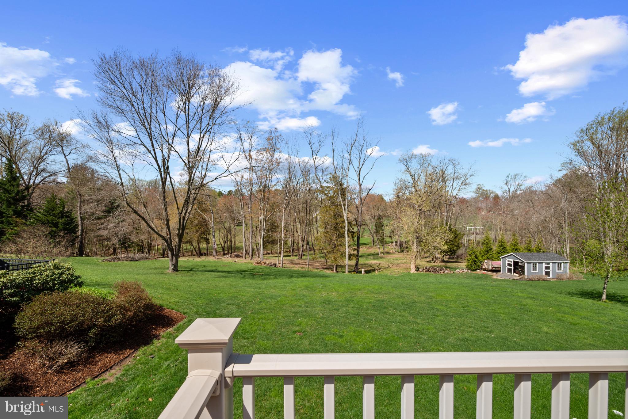 ORCHARD LAKES - Residential