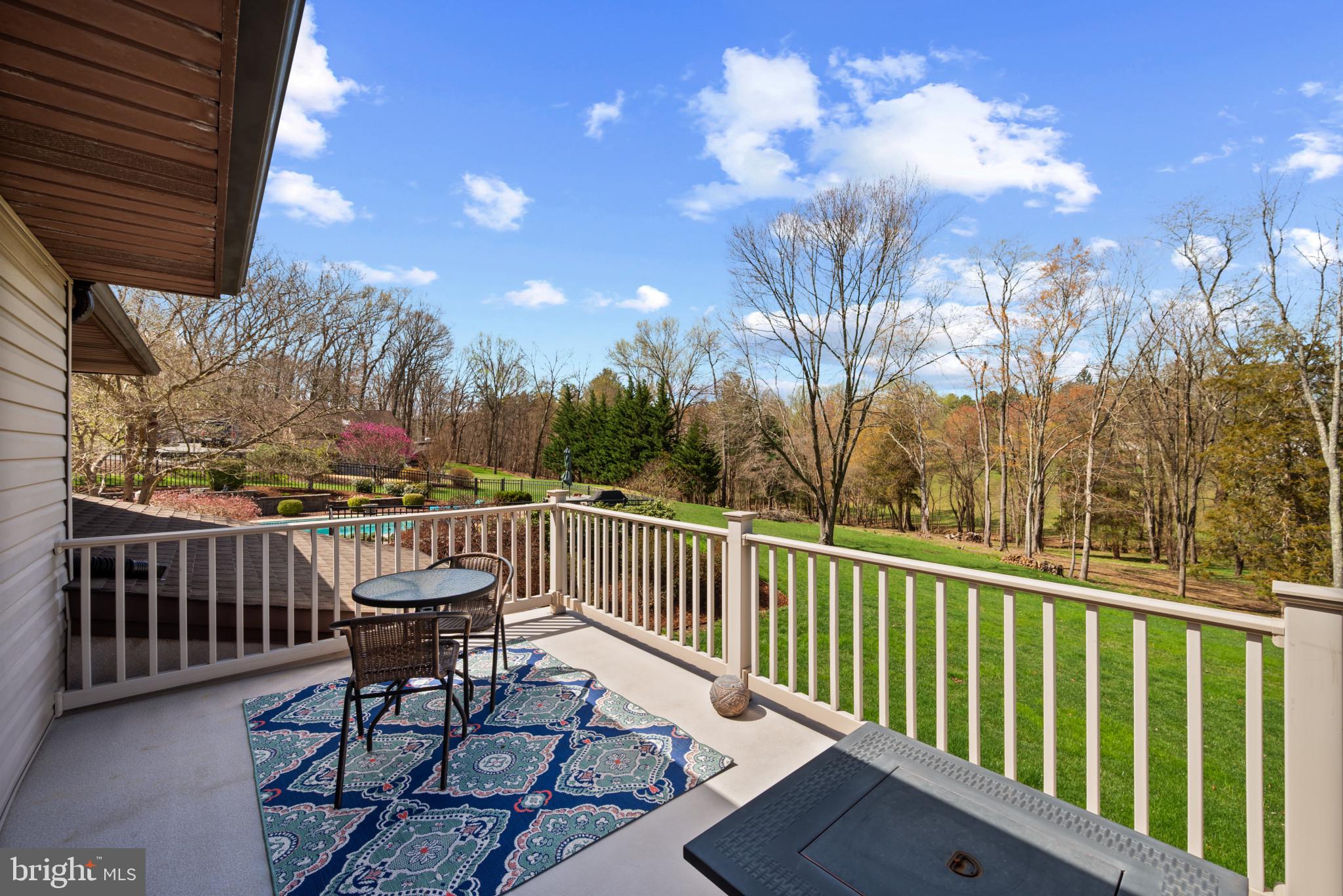 ORCHARD LAKES - Residential