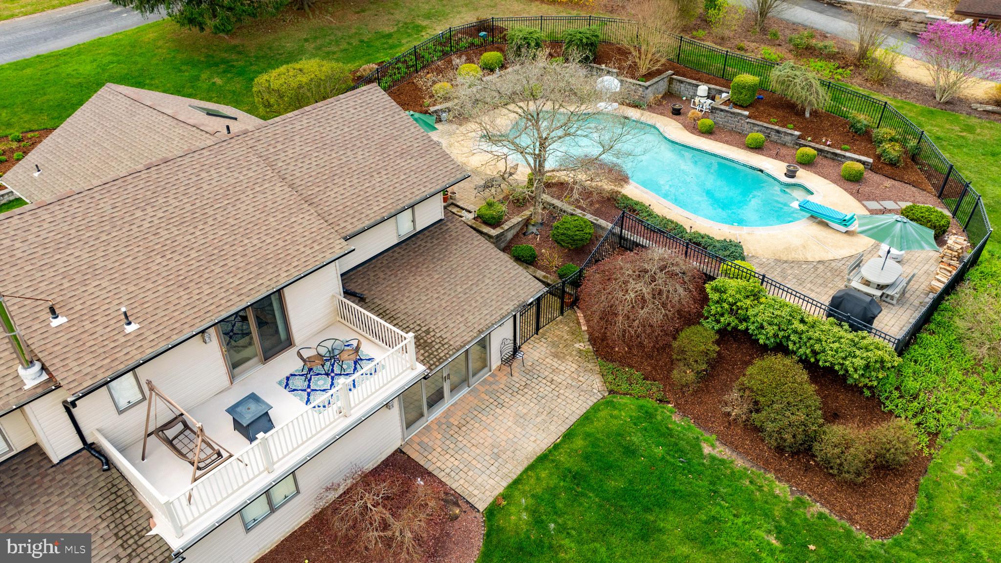 2704 STANLEY DRIVE