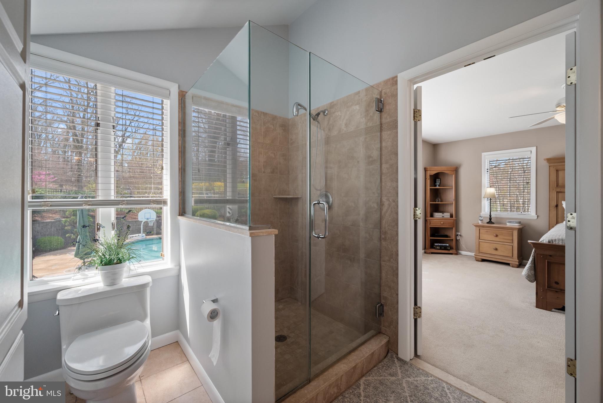 ORCHARD LAKES - Residential