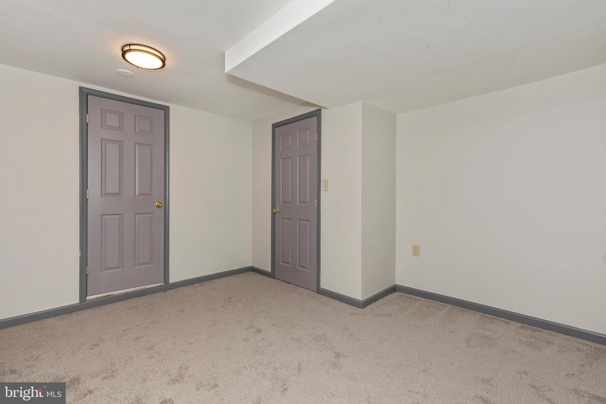 MILL CREEK TOWNE - Residential