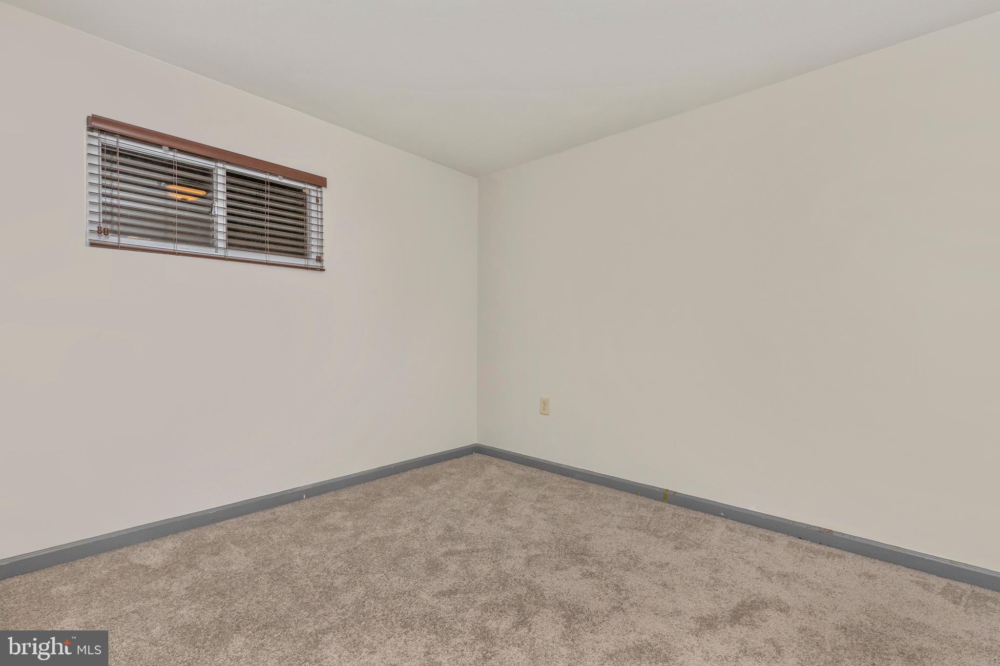 MILL CREEK TOWNE - Residential