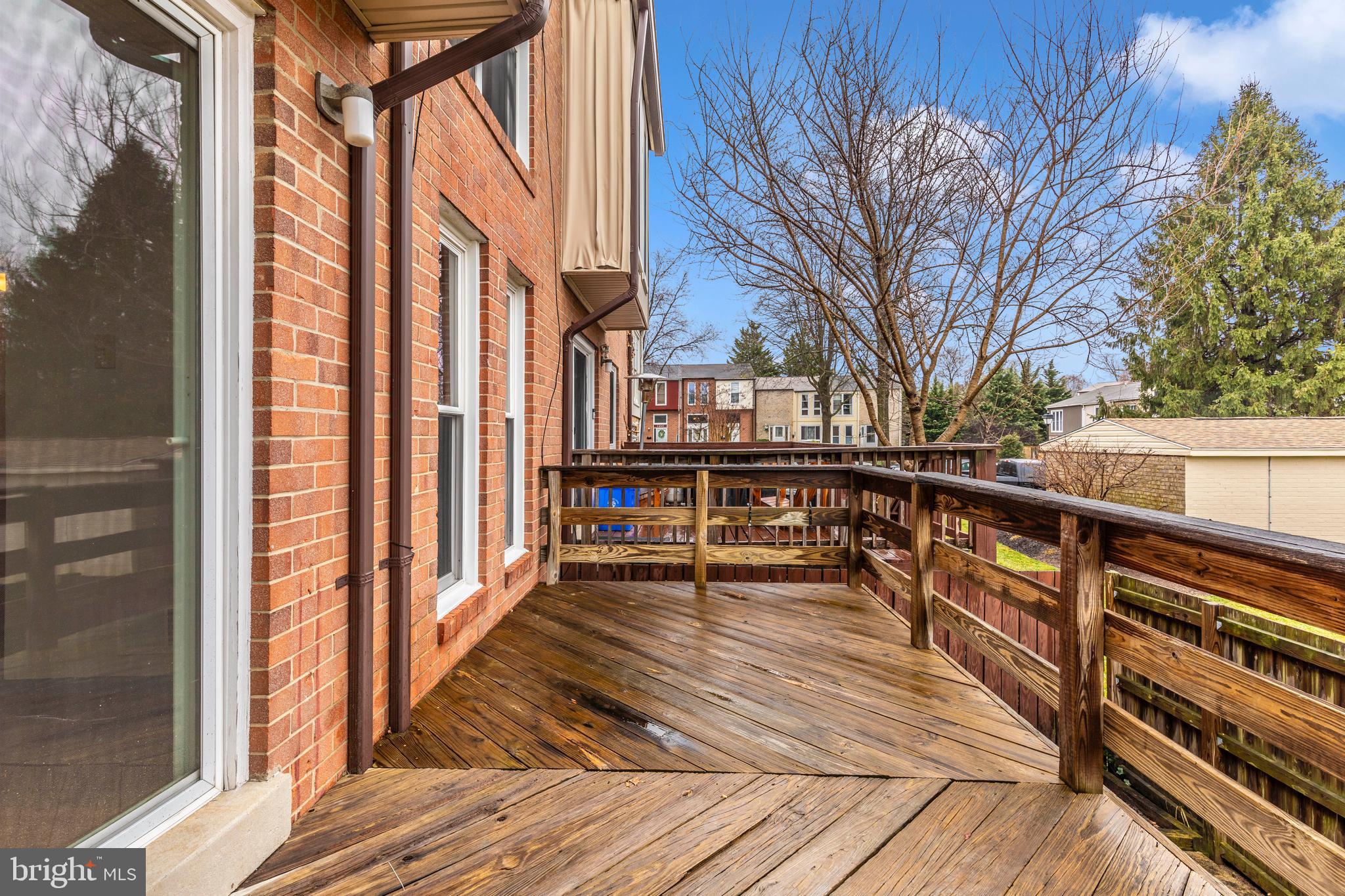 MILL CREEK TOWNE - Residential