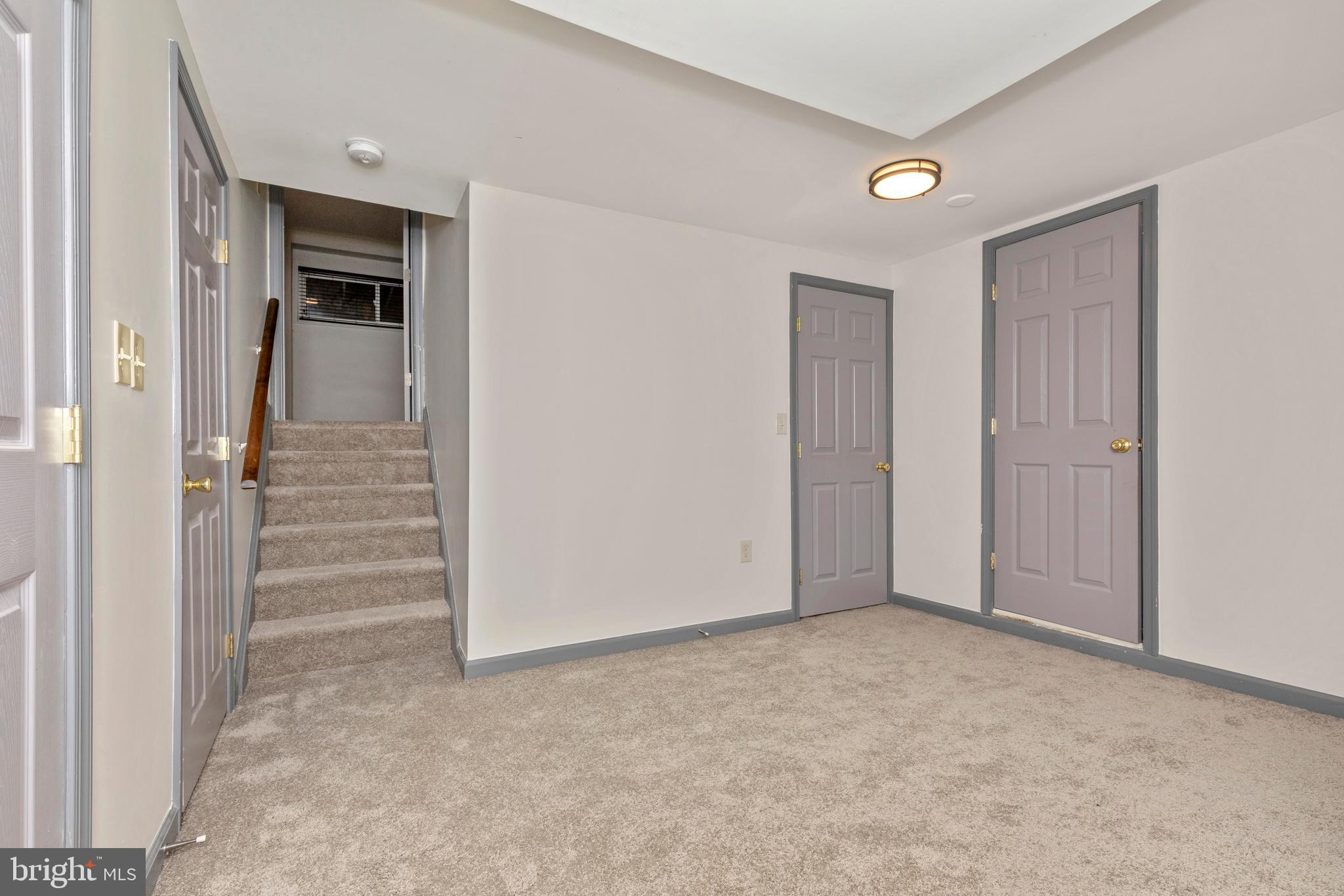 MILL CREEK TOWNE - Residential