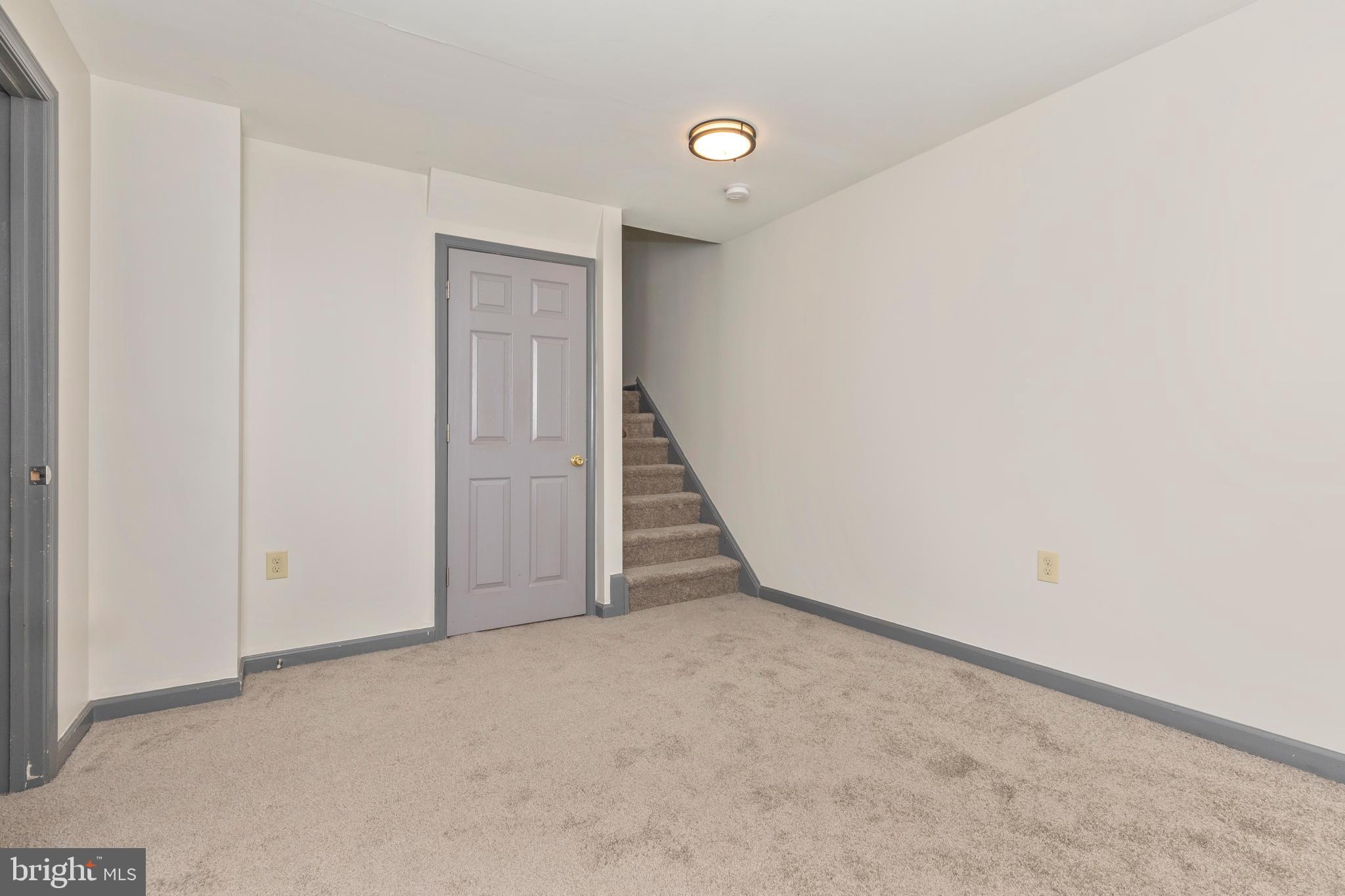 MILL CREEK TOWNE - Residential