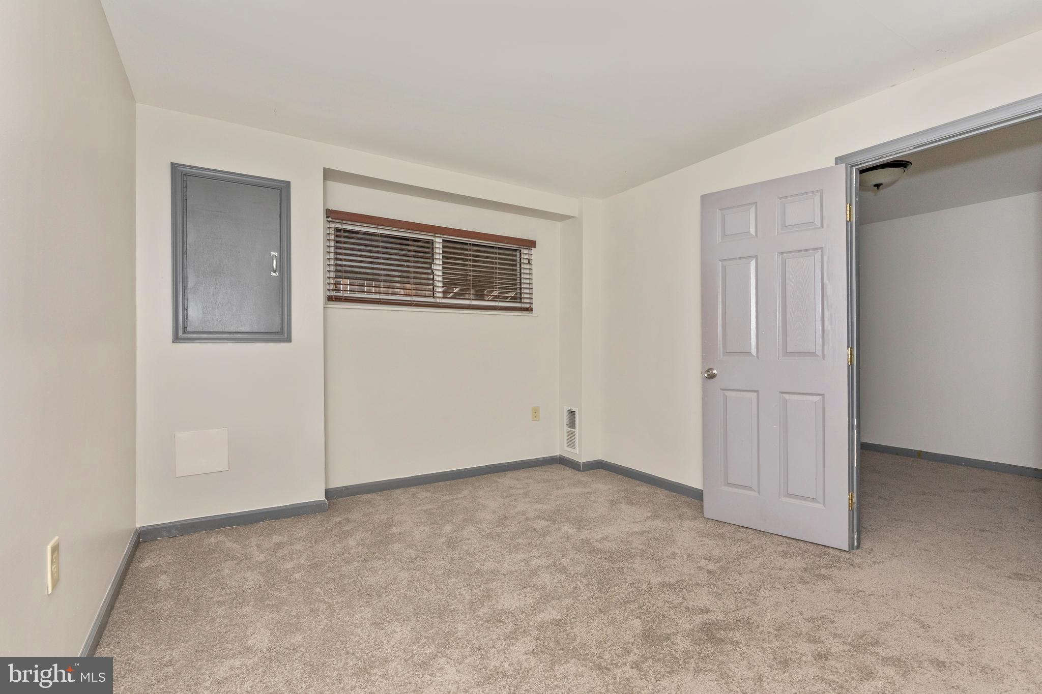 MILL CREEK TOWNE - Residential