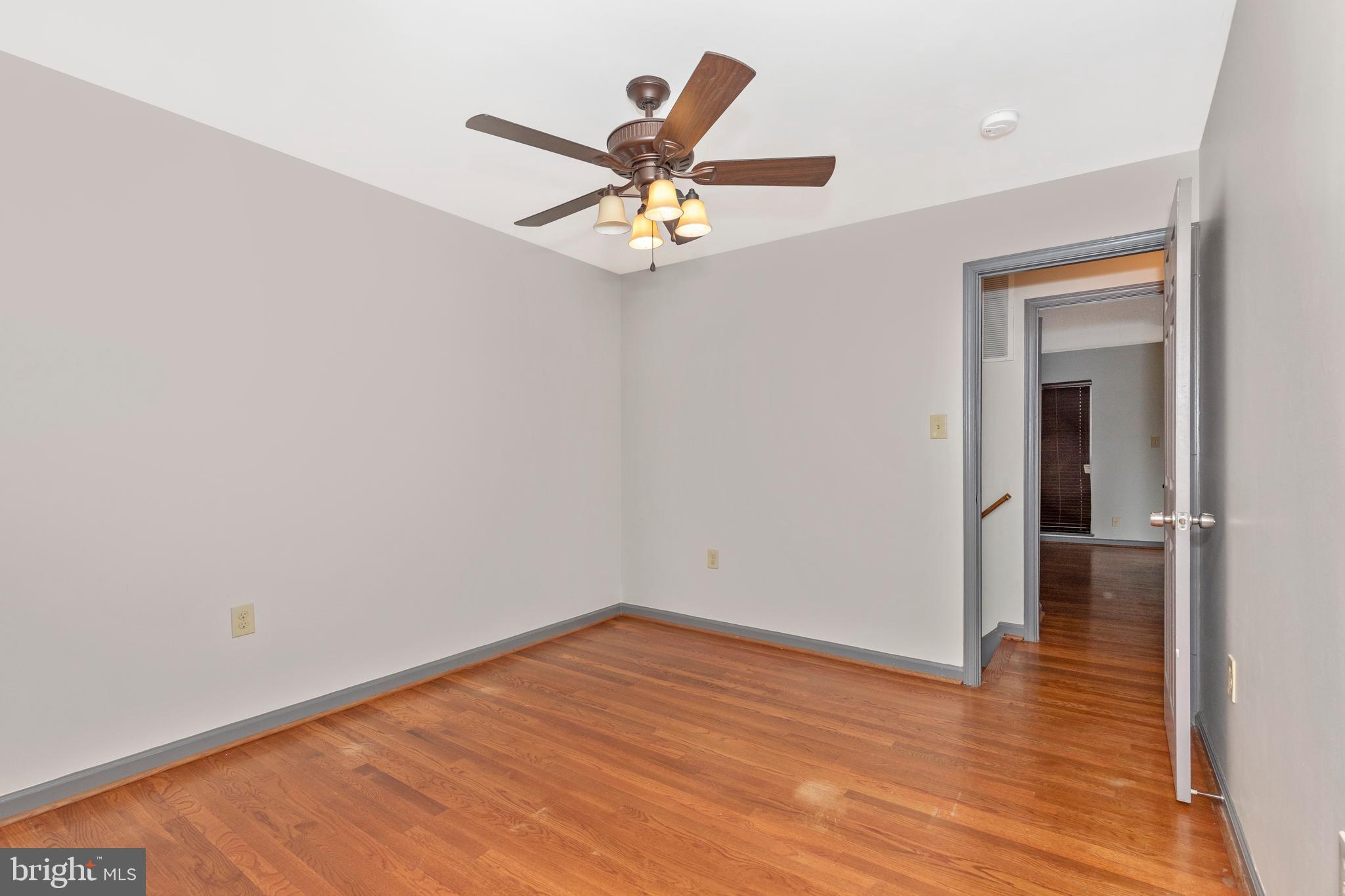 MILL CREEK TOWNE - Residential