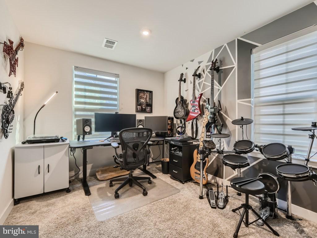 GREENLEIGH AT CROSSROADS - Residential Lease