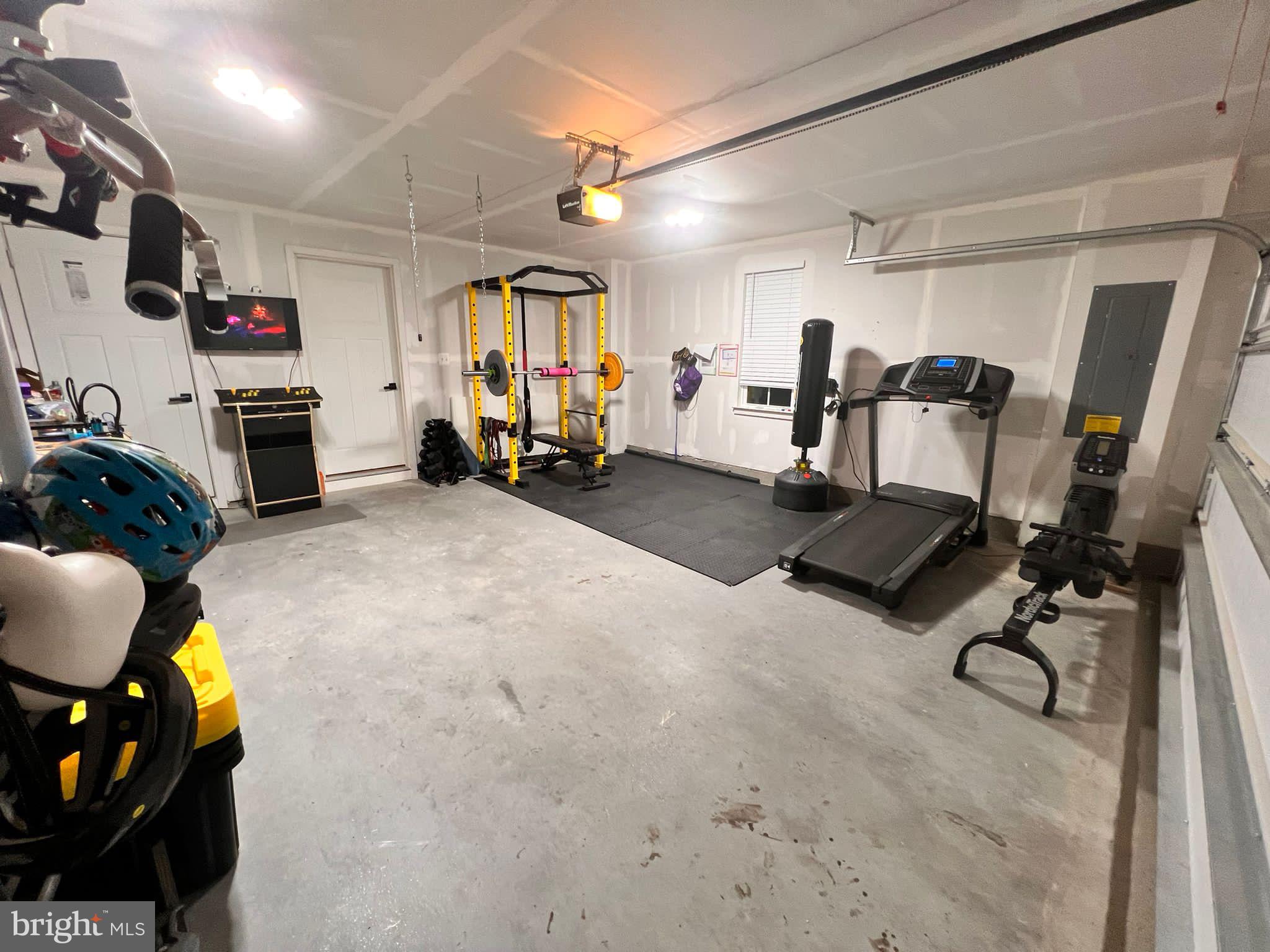 GREENLEIGH AT CROSSROADS - Residential Lease