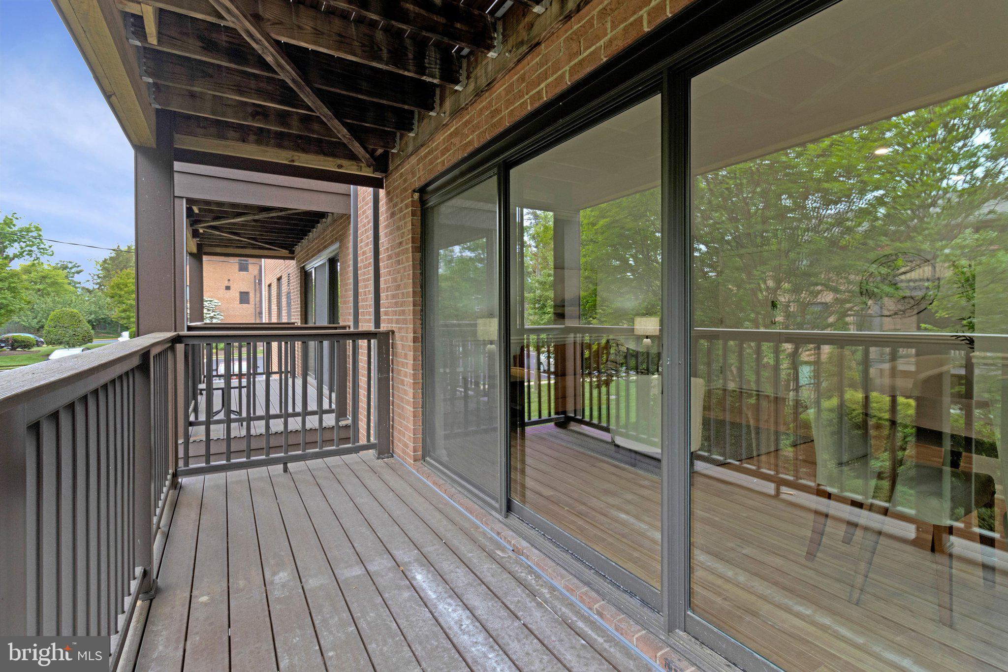 FALLS CHURCH GARDENS - Residential