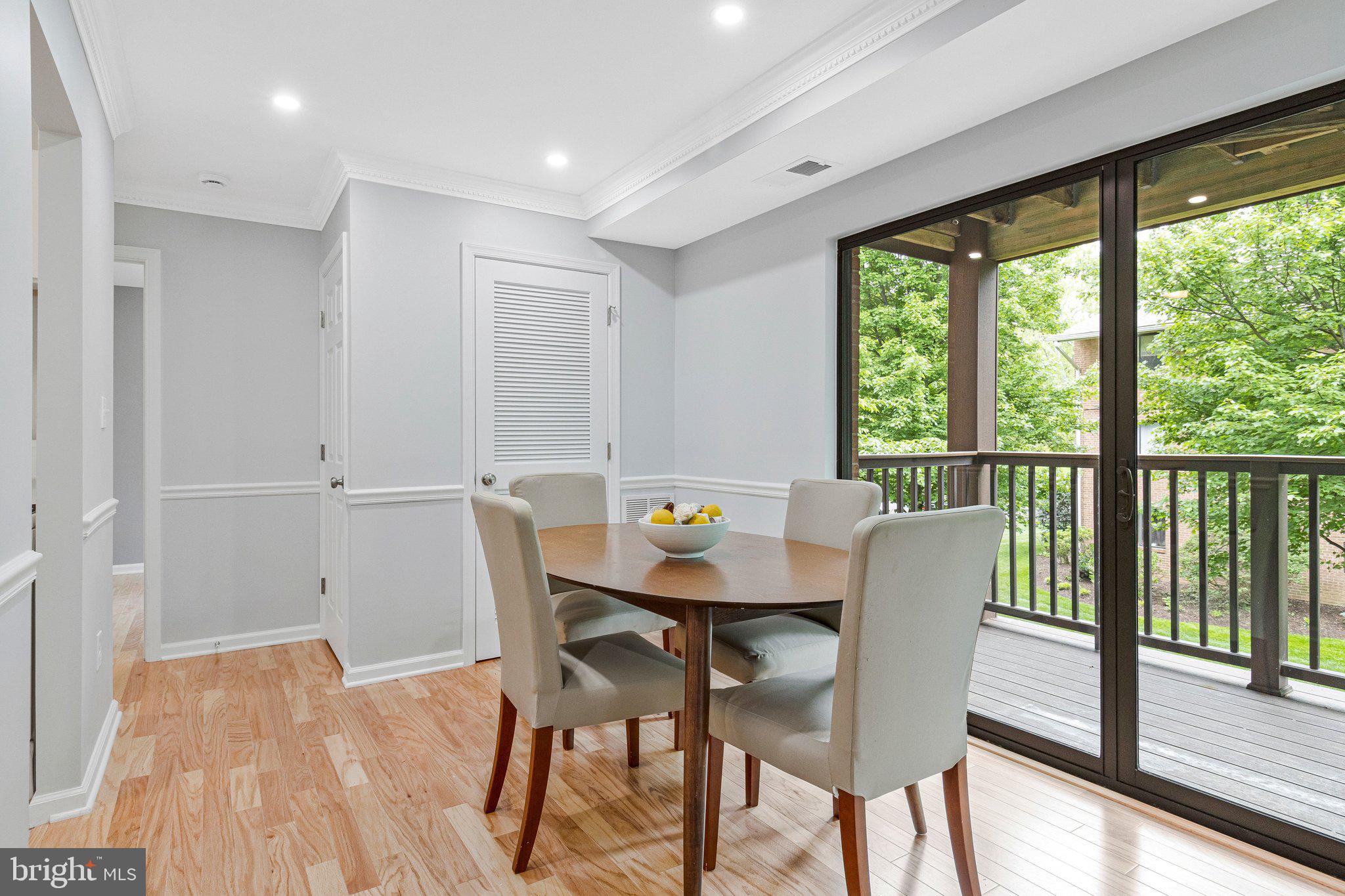 FALLS CHURCH GARDENS - Residential