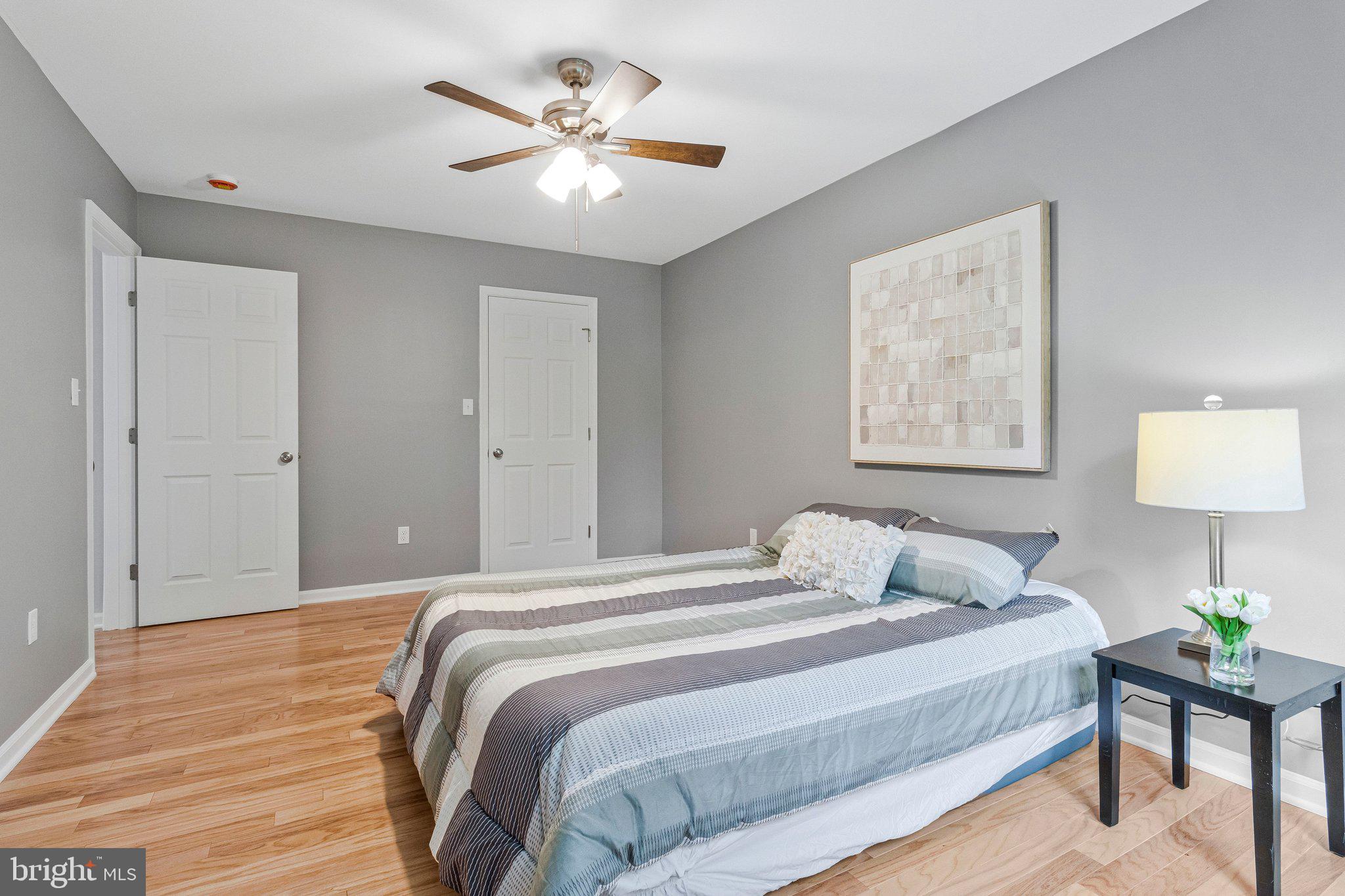 FALLS CHURCH GARDENS - Residential
