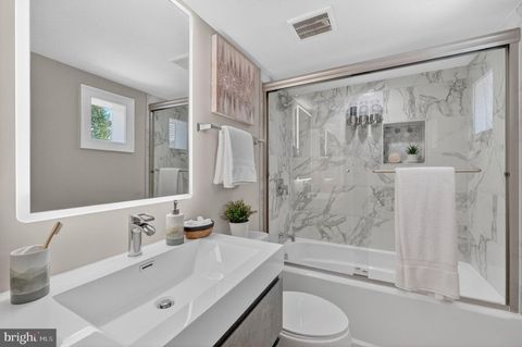 Tiny photo for 3151 Newton Street NE, WASHINGTON, DC 20018 (MLS # DCDC2254944)