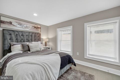 Tiny photo for 3151 Newton Street NE, WASHINGTON, DC 20018 (MLS # DCDC2254944)