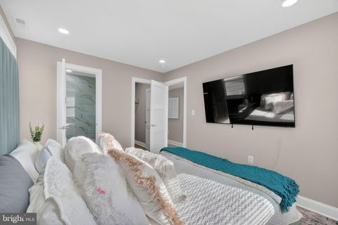 Tiny photo for 3151 Newton Street NE, WASHINGTON, DC 20018 (MLS # DCDC2254944)