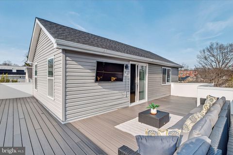 Tiny photo for 3151 Newton Street NE, WASHINGTON, DC 20018 (MLS # DCDC2254944)