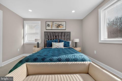 Tiny photo for 3151 Newton Street NE, WASHINGTON, DC 20018 (MLS # DCDC2254944)