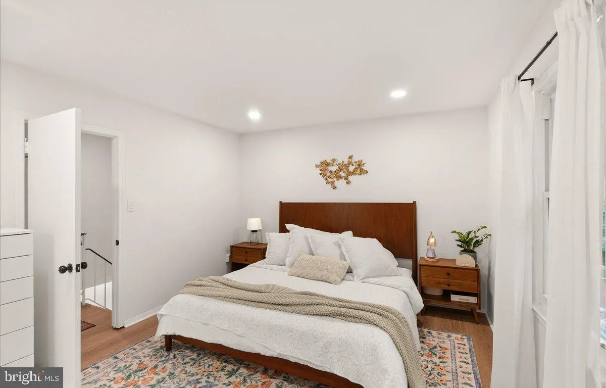 Reston, Virginia 20191, United States, 3 Bedrooms Bedrooms, ,3 BathroomsBathrooms,Residential,Active,213301