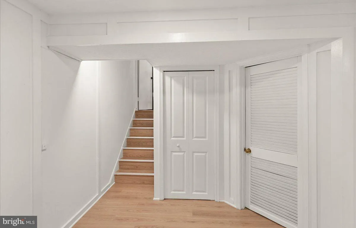 Reston, Virginia 20191, United States, 3 Bedrooms Bedrooms, ,3 BathroomsBathrooms,Residential,Active,213301