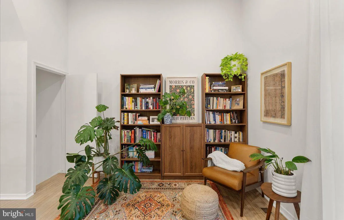 Reston, Virginia 20191, United States, 3 Bedrooms Bedrooms, ,3 BathroomsBathrooms,Residential,Active,213301