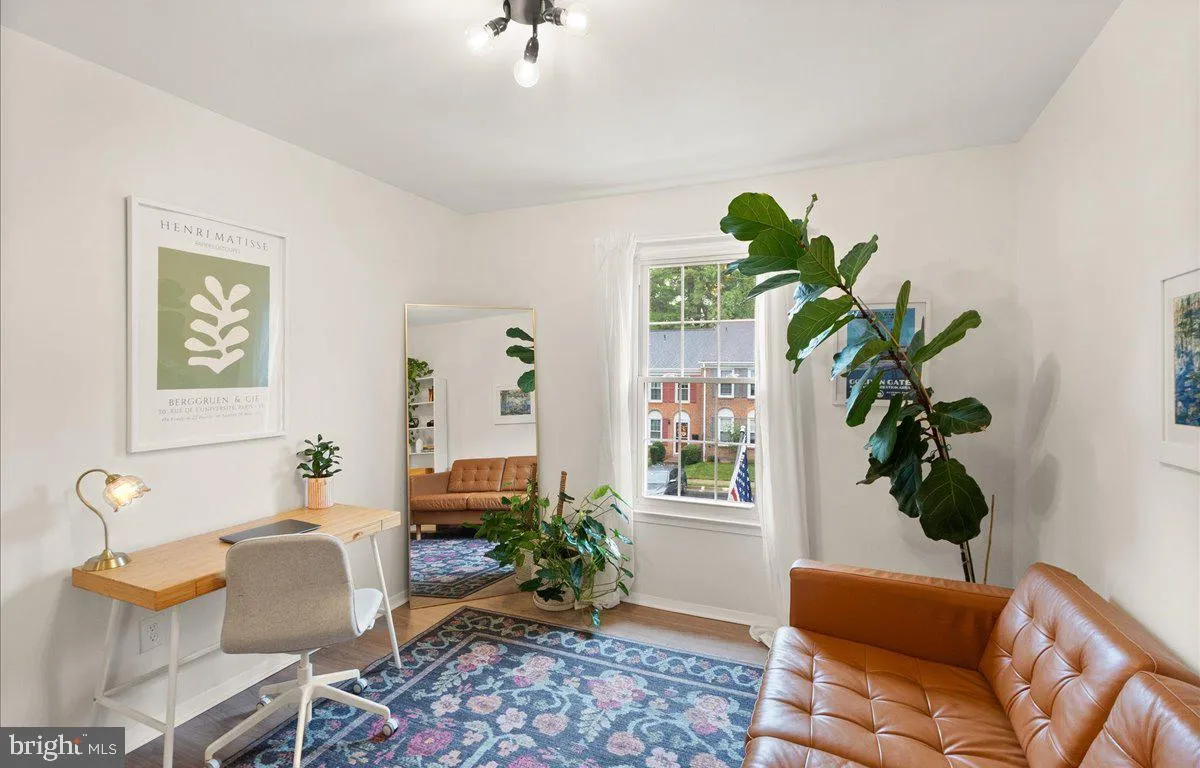 Reston, Virginia 20191, United States, 3 Bedrooms Bedrooms, ,3 BathroomsBathrooms,Residential,Active,213301