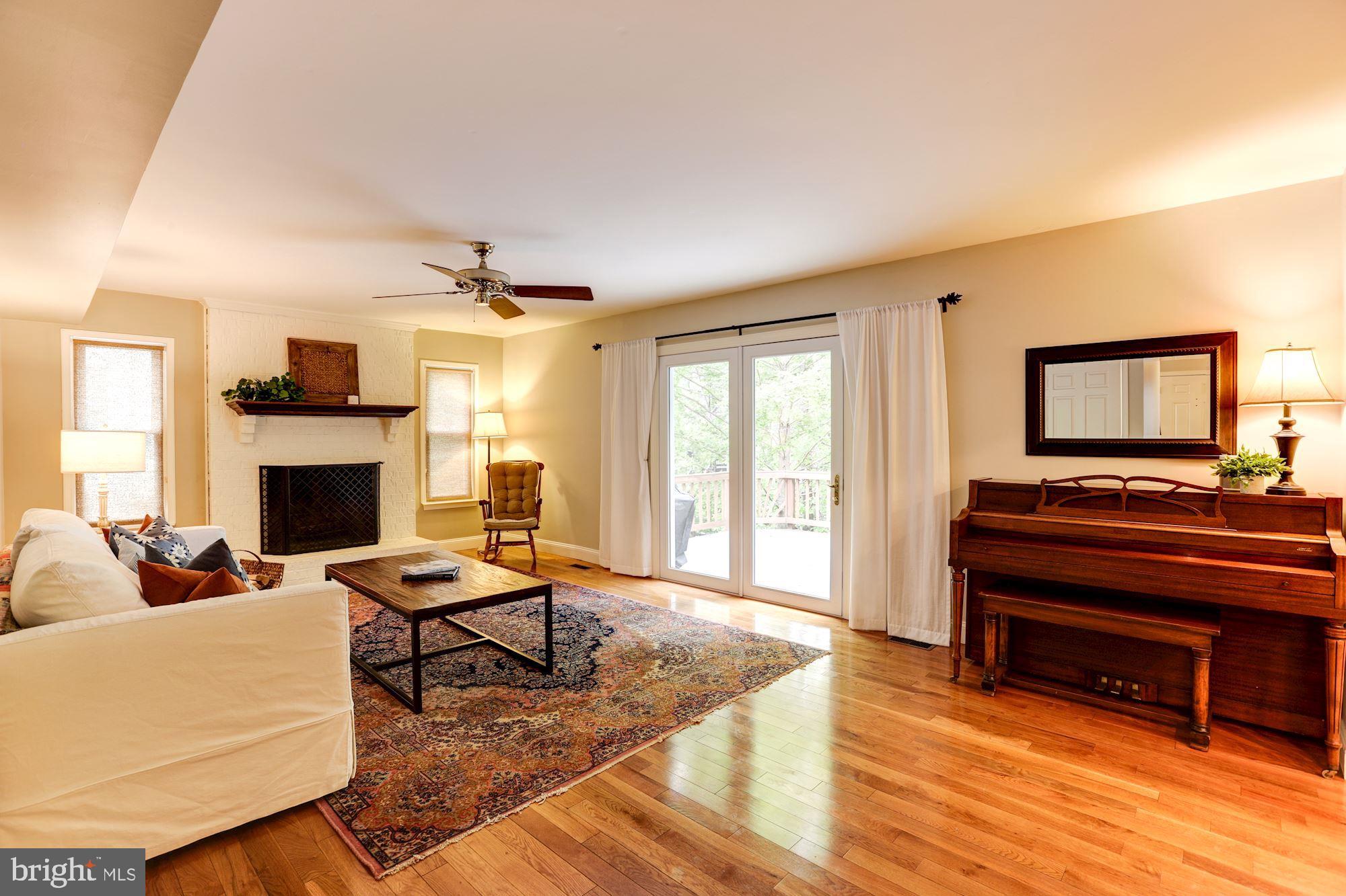 MONTCLAIR/COUNTRY CLUB - Residential